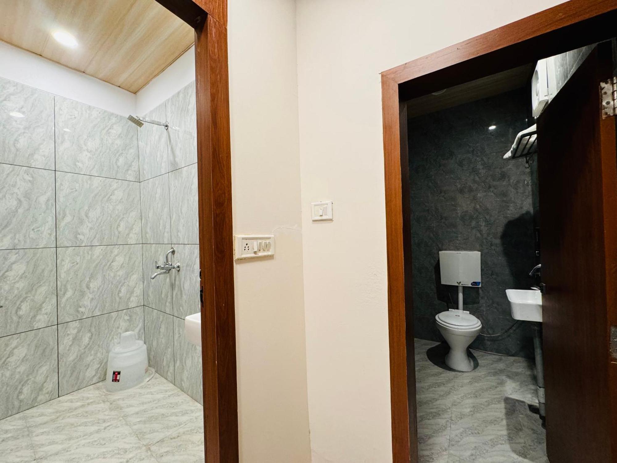 Hotel Suryodaya Ujjain Room photo
