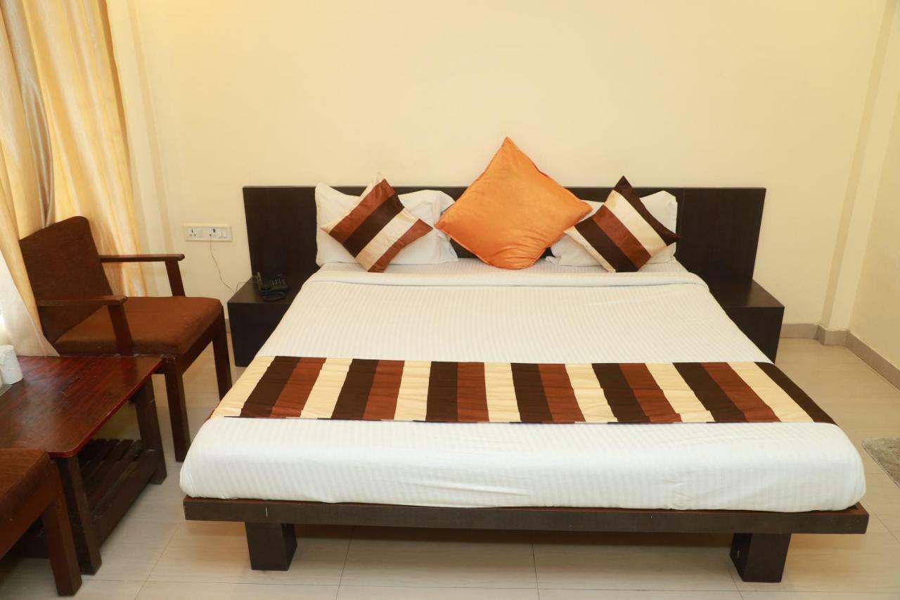Hotel Suryodaya Ujjain Exterior photo